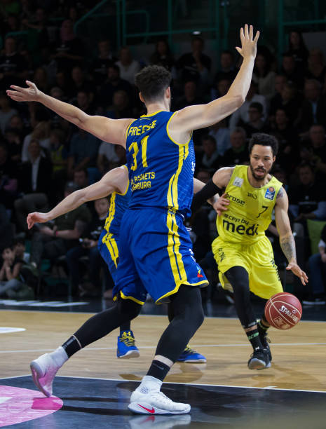 于希勒的推 于希勒的推